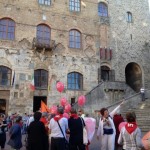 scarpe rosse san gimignano 2015 1